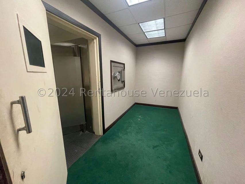 Comercial (Edificio) en Venta en Araure, Portuguesa - 17