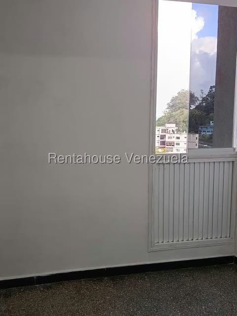 Apartamento (1 Nivel) en Alquiler en Los Salias, Miranda - 23