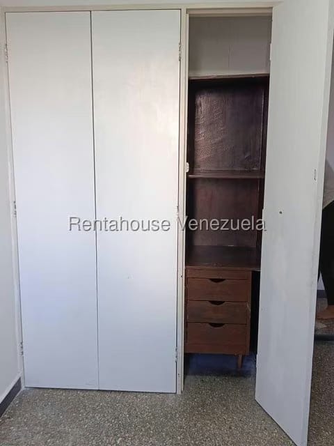 Apartamento (1 Nivel) en Alquiler en Los Salias, Miranda - 24