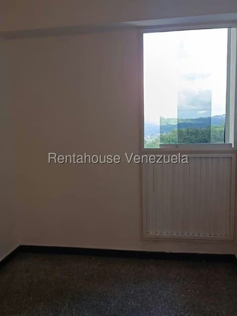 Apartamento (1 Nivel) en Alquiler en Los Salias, Miranda - 34