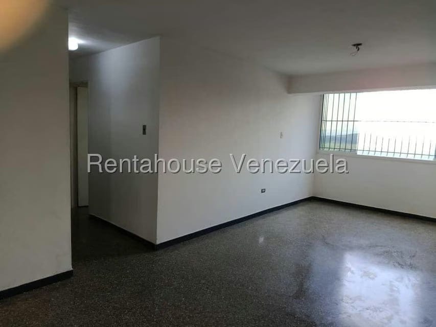 Apartamento (1 Nivel) en Alquiler en Los Salias, Miranda - 6