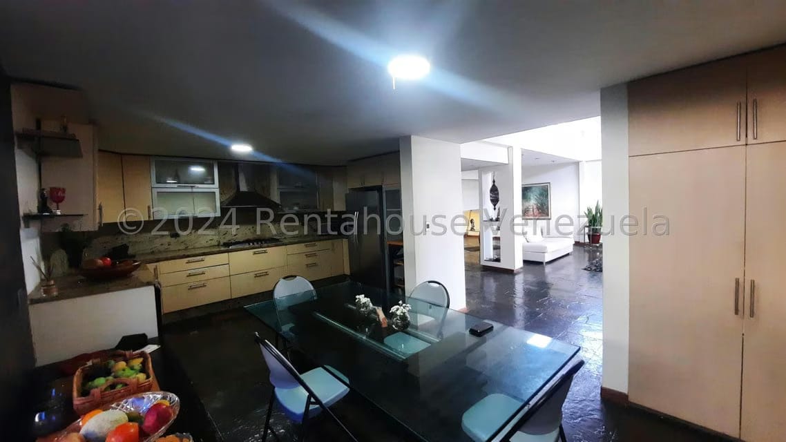 Casa (Multipes Niveles) en Venta en Cumbres de Curumo, Distrito Metropolitano - 15