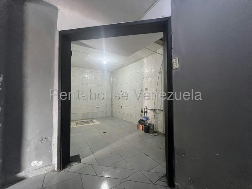Comercial (Local Comercial) en Alquiler en Centro, Lara - 12