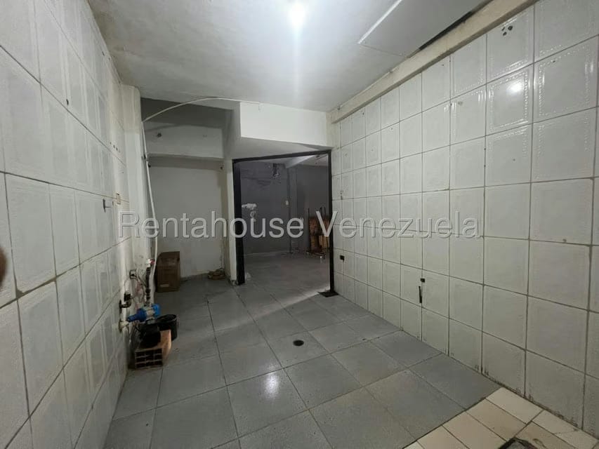 Comercial (Local Comercial) en Alquiler en Centro, Lara - 14