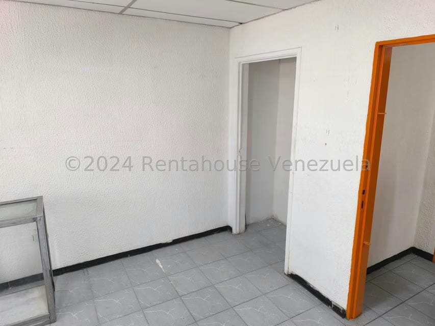 Comercial (Oficina) en Alquiler en Parroquia La Candelaria, Distrito Metropolitano - 11