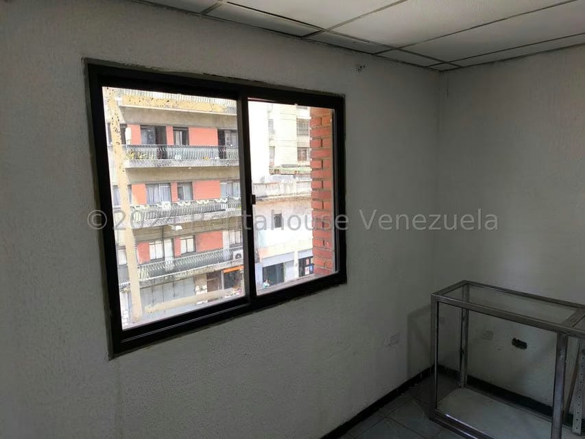 Comercial (Oficina) en Alquiler en Parroquia La Candelaria, Distrito Metropolitano - 14