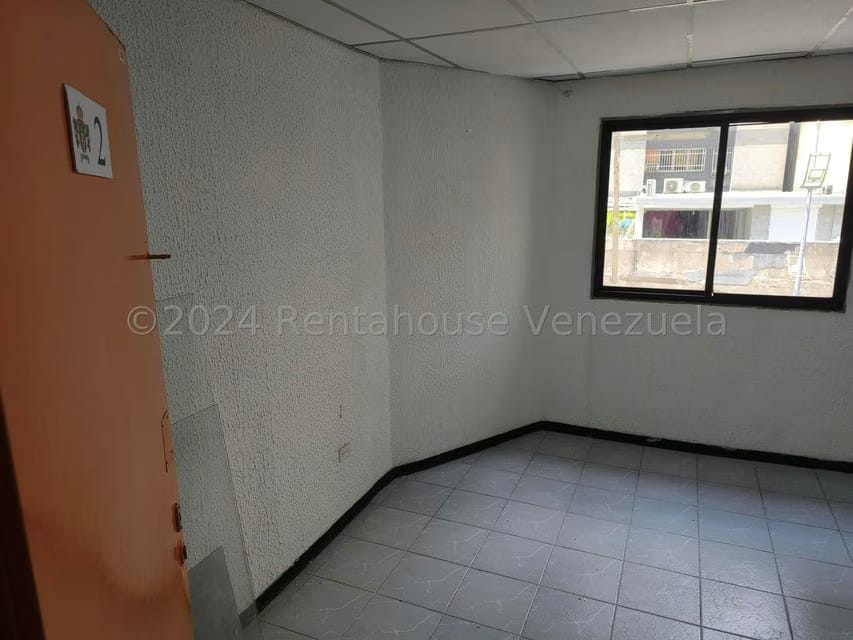 Comercial (Oficina) en Alquiler en Parroquia La Candelaria, Distrito Metropolitano - 10