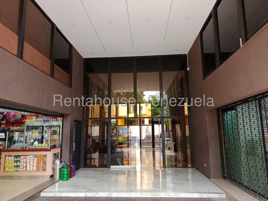 Comercial (Local Comercial) en Alquiler en Prebo I, Carabobo - 2