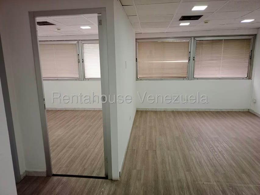 Comercial (Local Comercial) en Alquiler en Prebo I, Carabobo - 6