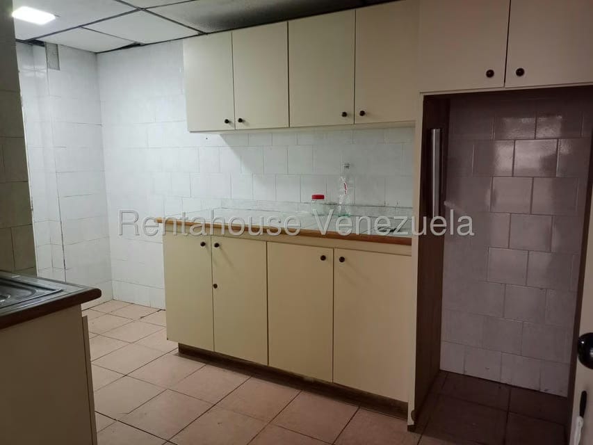 Comercial (Local Comercial) en Alquiler en Prebo I, Carabobo - 10