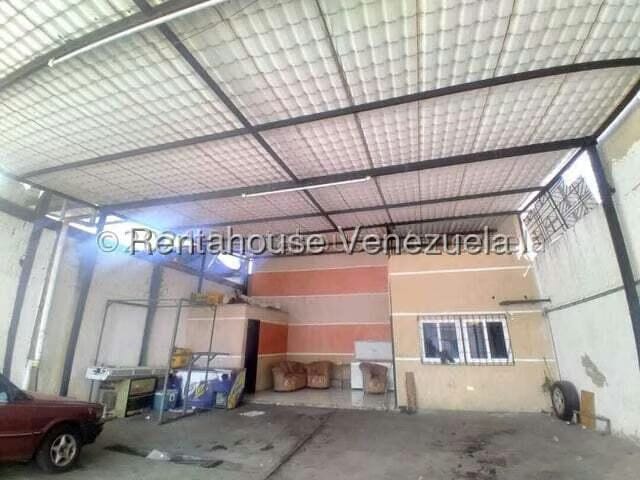 Comercial (Estacionamiento) en Alquiler en Centro, Lara - 10