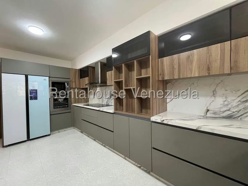 Apartamento (1 Nivel) en Venta en Campo Alegre, Distrito Metropolitano - 15
