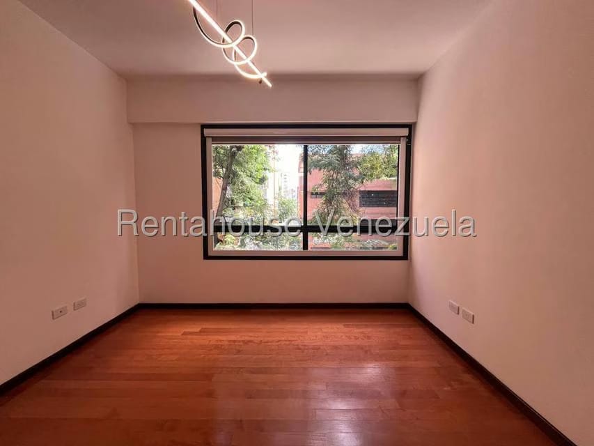Apartamento (1 Nivel) en Venta en Campo Alegre, Distrito Metropolitano - 41
