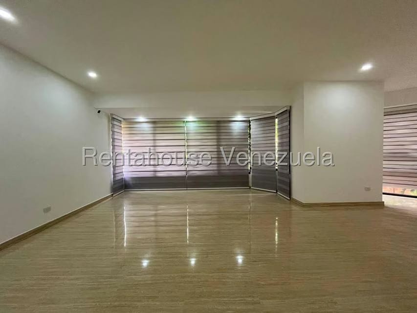 Apartamento (1 Nivel) en Venta en Campo Alegre, Distrito Metropolitano - 55