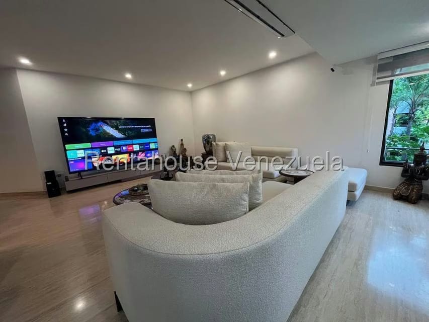 Apartamento (1 Nivel) en Venta en Campo Alegre, Distrito Metropolitano - 64