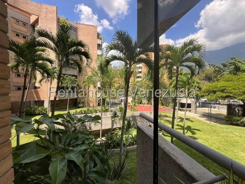 Apartamento (1 Nivel) en Venta en Campo Alegre, Distrito Metropolitano - 9