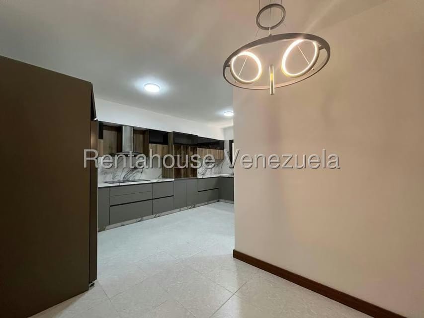 Apartamento (1 Nivel) en Venta en Campo Alegre, Distrito Metropolitano - 10