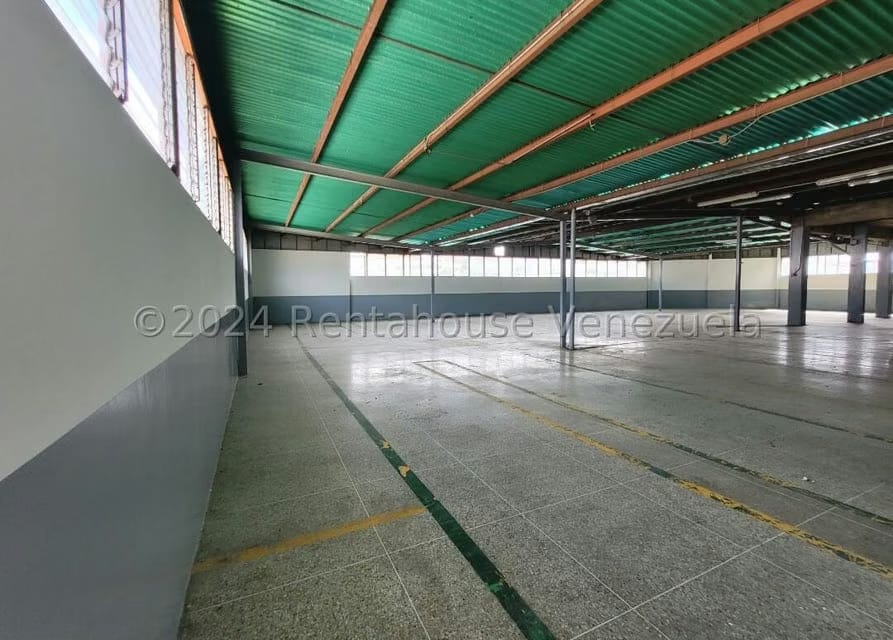 Comercial (Galpon - Deposito) en Alquiler en Boleita Sur, Distrito Metropolitano - 14