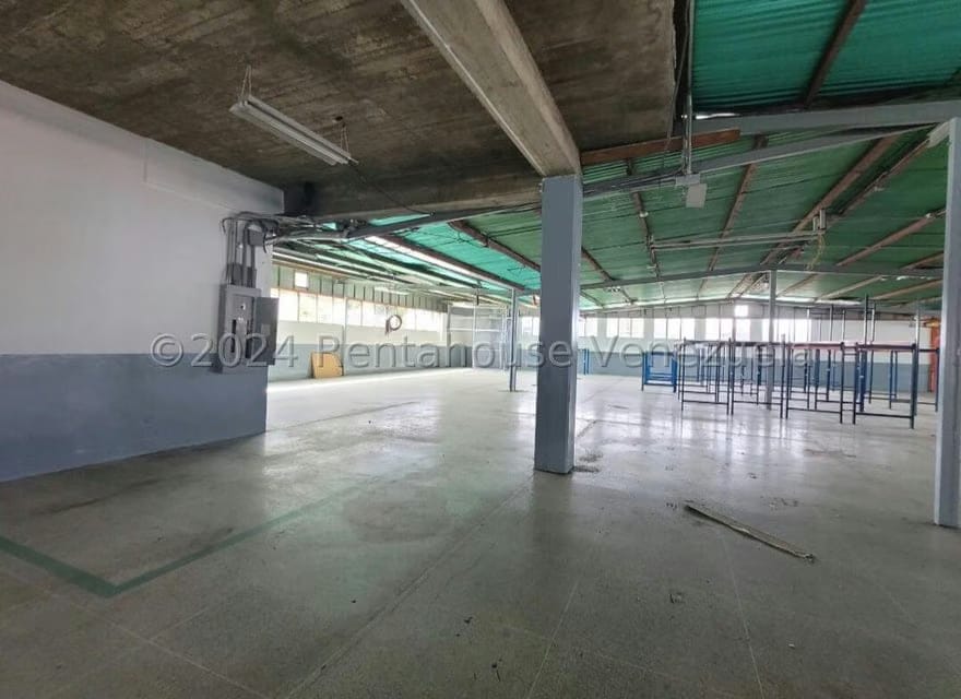 Comercial (Galpon - Deposito) en Alquiler en Boleita Sur, Distrito Metropolitano - 7