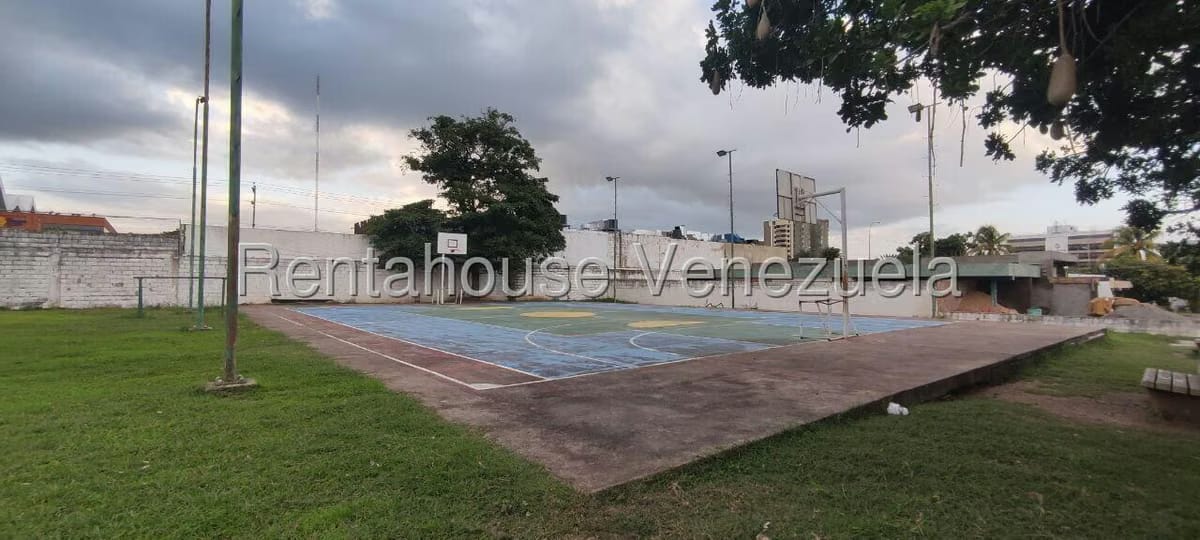 Casa (1 Nivel) en Venta en Los Libertadores, Lara - 33