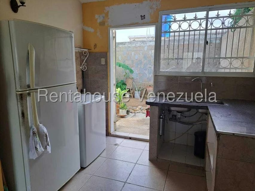 Casa (1 Nivel) en Alquiler en Intercomunal Coro La Vela, Falcon - 9