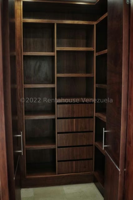 Apartamento (1 Nivel) en Venta en Mirador de Los Campitos I, Distrito Metropolitano - 49