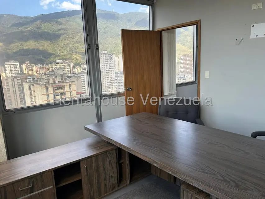 Comercial (Oficina) en Venta en Parroquia La Candelaria, Distrito Metropolitano - 19