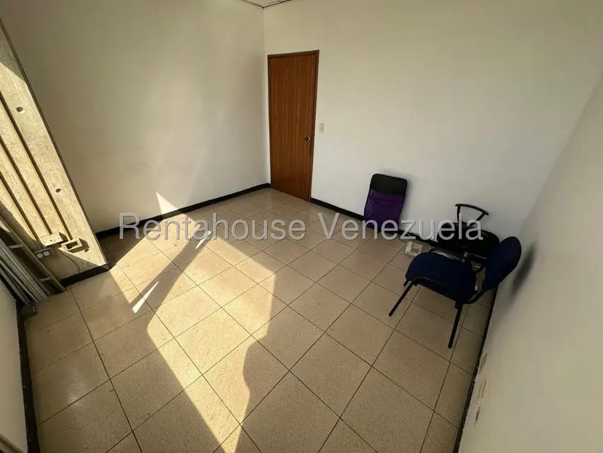 Comercial (Oficina) en Venta en Parroquia La Candelaria, Distrito Metropolitano - 23