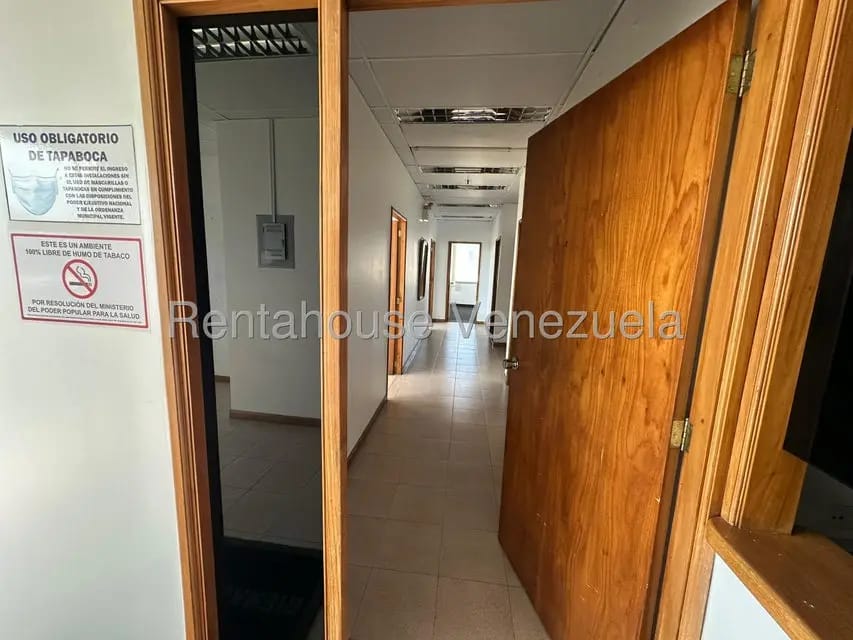 Comercial (Oficina) en Venta en Parroquia La Candelaria, Distrito Metropolitano - 6
