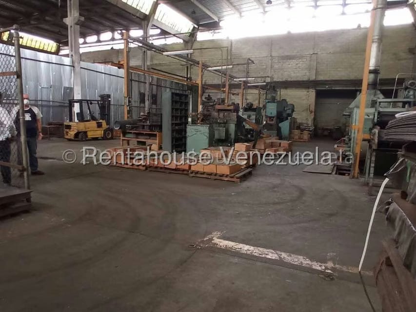 Comercial (Galpon - Deposito) en Venta en Antimano, Distrito Metropolitano - 13