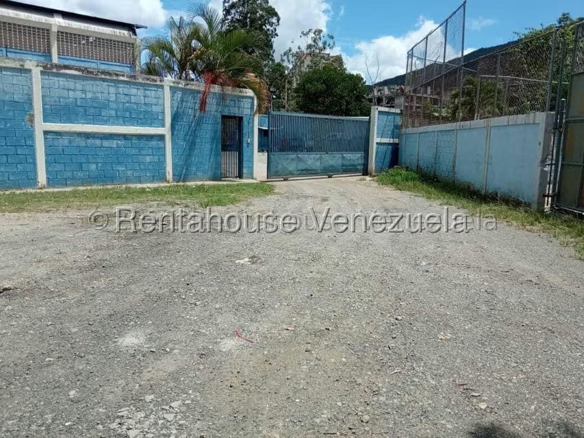 Comercial (Galpon - Deposito) en Venta en Antimano, Distrito Metropolitano - 4