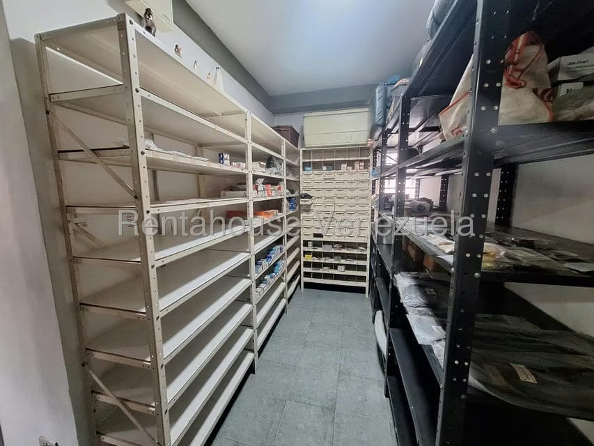 Negocios y Empresas (Automotores) en Venta en El Paraiso, Distrito Metropolitano - 12