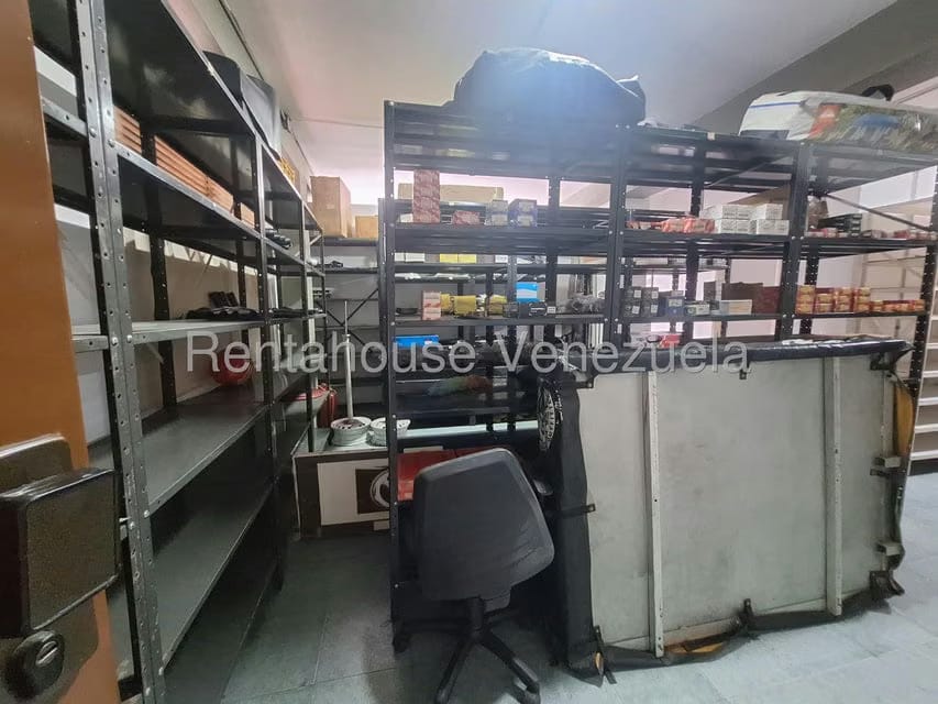 Negocios y Empresas (Automotores) en Venta en El Paraiso, Distrito Metropolitano - 16