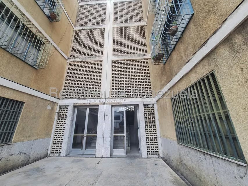 Negocios y Empresas (Automotores) en Venta en El Paraiso, Distrito Metropolitano - 20