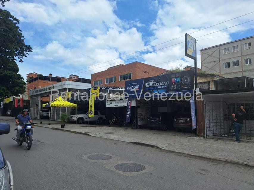 Negocios y Empresas (Automotores) en Venta en El Paraiso, Distrito Metropolitano - 3