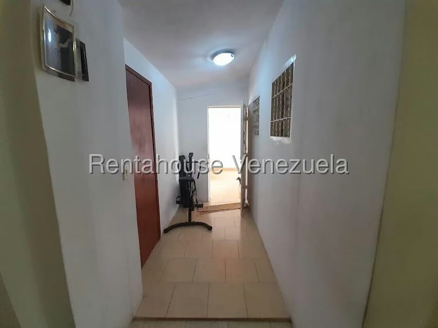 Casa (Duplex) en Venta en Colinas de Betania, Miranda - 21