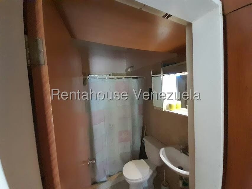 Casa (Duplex) en Venta en Colinas de Betania, Miranda - 25