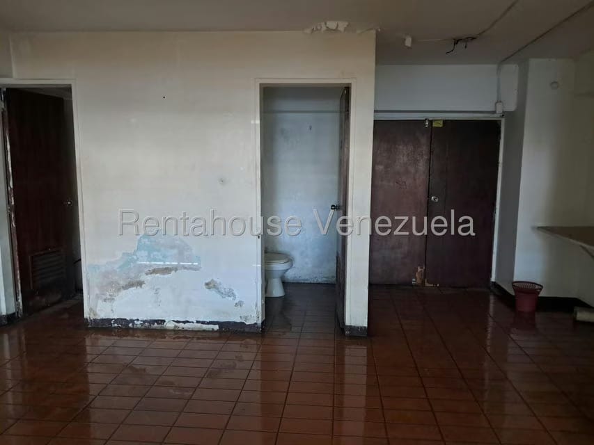 Comercial (Local Comercial) en Venta en Parroquia La Candelaria, Distrito Metropolitano - 15