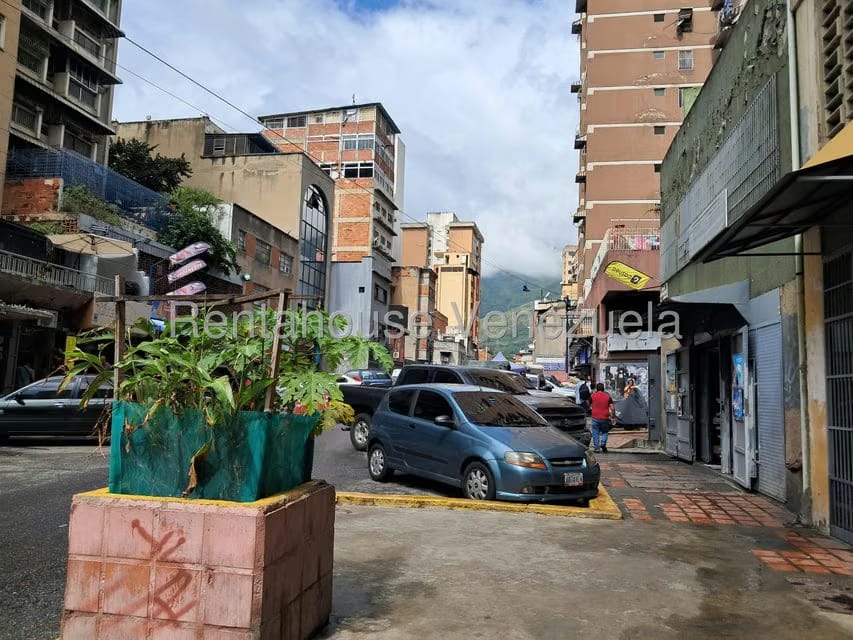 Comercial (Local Comercial) en Venta en Parroquia La Candelaria, Distrito Metropolitano - 19