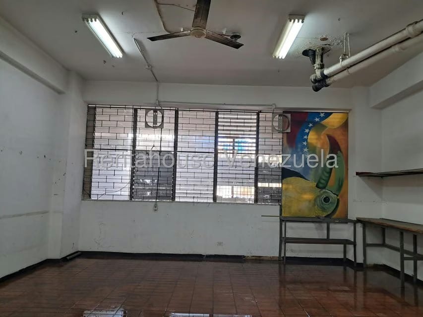 Comercial (Local Comercial) en Venta en Parroquia La Candelaria, Distrito Metropolitano - 6