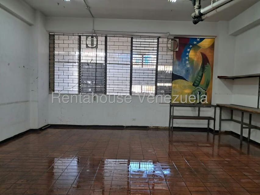 Comercial (Local Comercial) en Venta en Parroquia La Candelaria, Distrito Metropolitano - 9