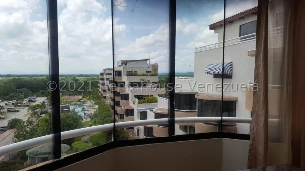 Apartamento (Multiples Niveles) en Venta en Agua Sal, Miranda - 24