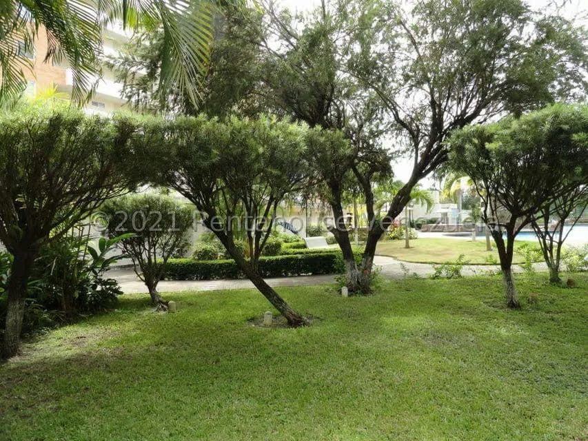 Apartamento (Multiples Niveles) en Venta en Agua Sal, Miranda - 43