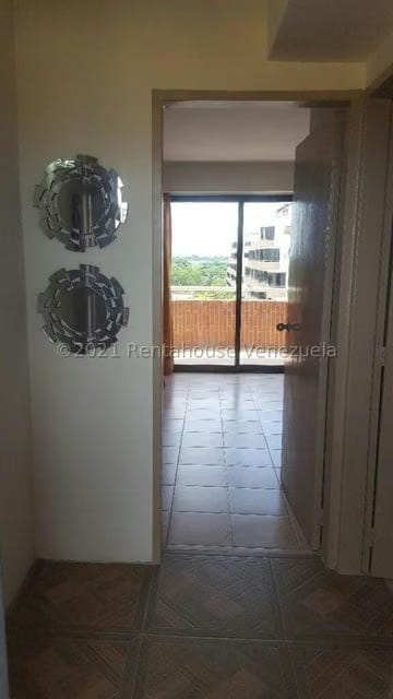 Apartamento (Multiples Niveles) en Venta en Agua Sal, Miranda - 10