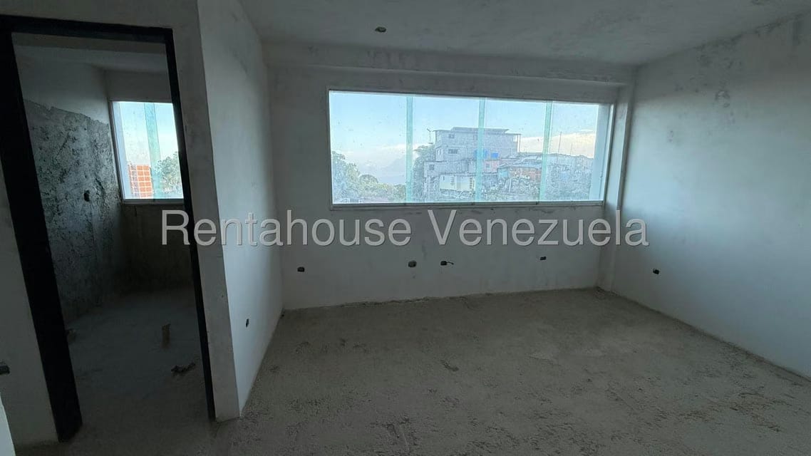 Apartamento (1 Nivel) en Venta en Parque el Retiro, Miranda - 11