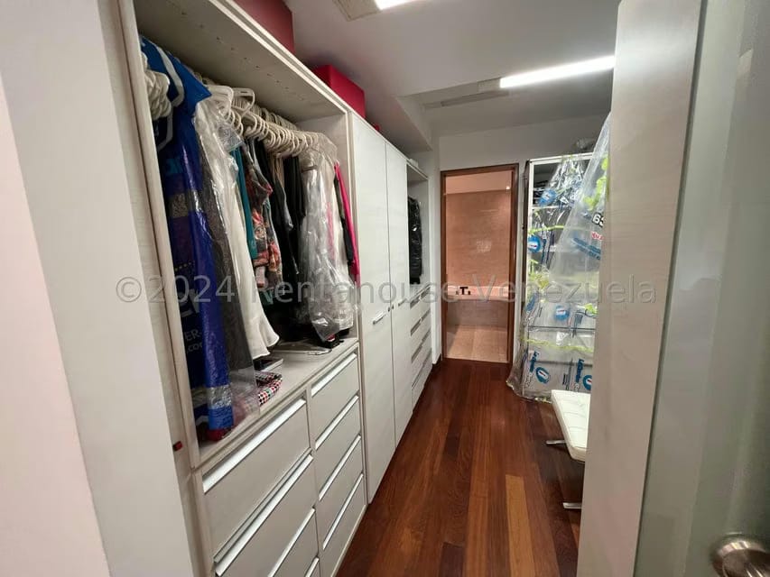 Apartamento (Planta Baja) en Venta en Los Palos Grandes, Distrito Metropolitano - 20