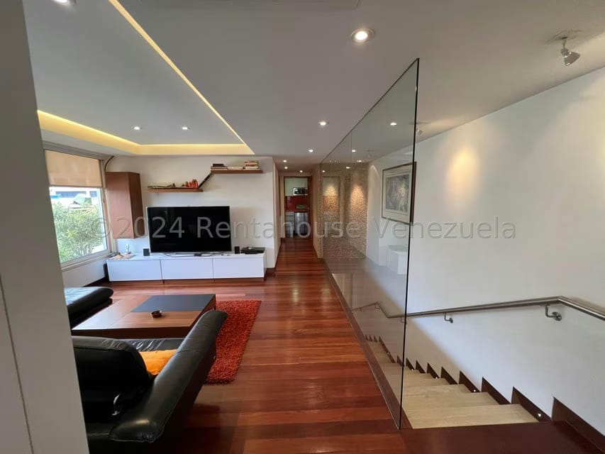 Apartamento (Planta Baja) en Venta en Los Palos Grandes, Distrito Metropolitano - 27
