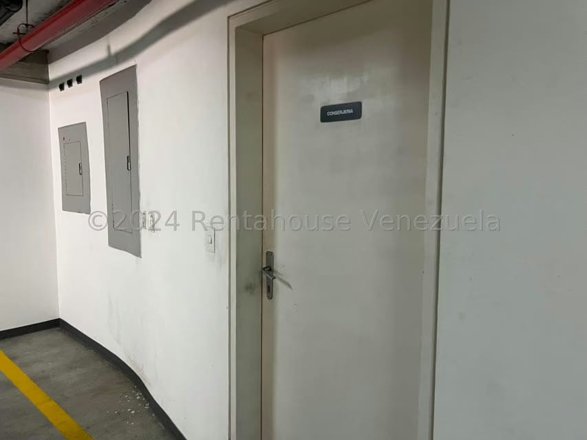 Apartamento (Planta Baja) en Venta en Los Palos Grandes, Distrito Metropolitano - 54