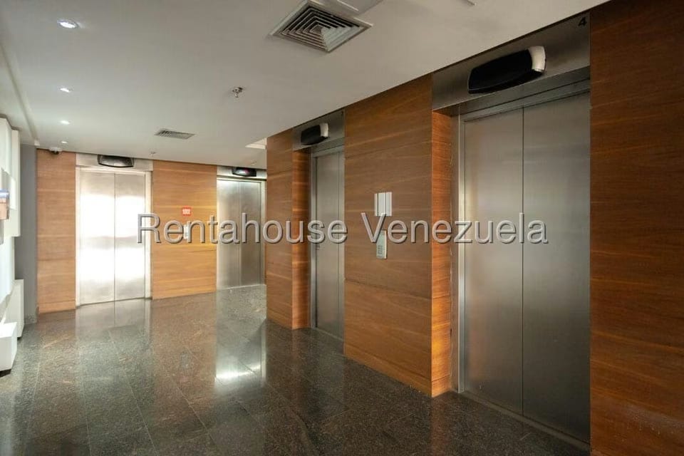Comercial (Oficina) en Alquiler en Chacao, Distrito Metropolitano - 3