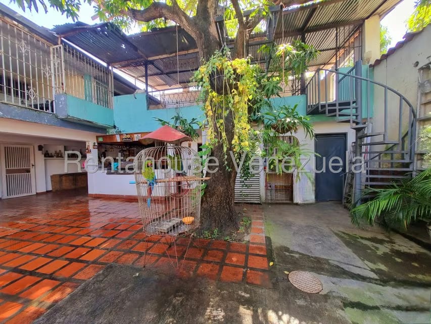 Casa (Multipes Niveles) en Venta en Villa Heroica, Miranda - 27
